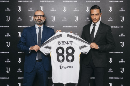 [德甲]多特蒙德开出角球 安东跟进补射得手